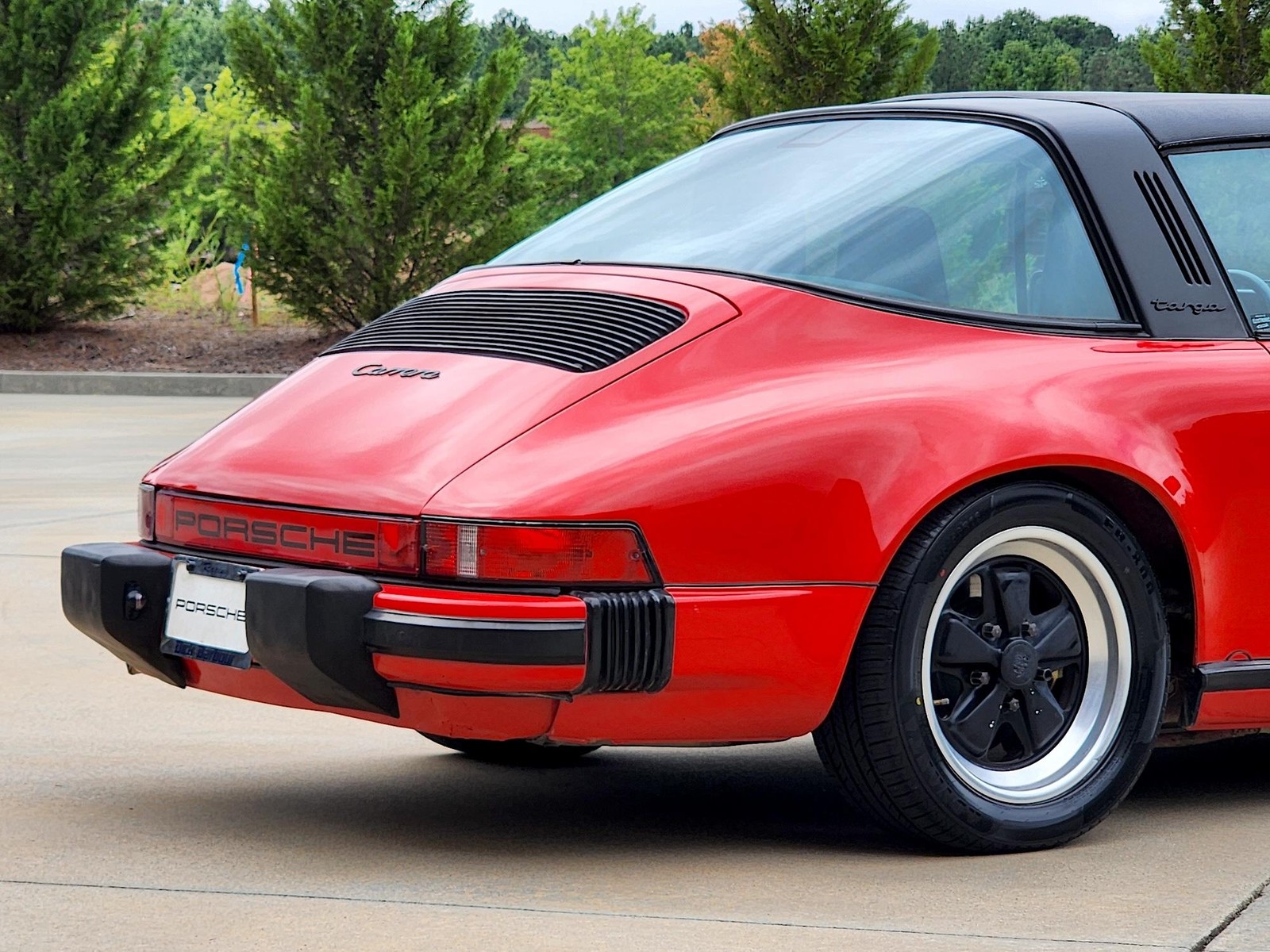 Porsche-911-1986-Targa-17