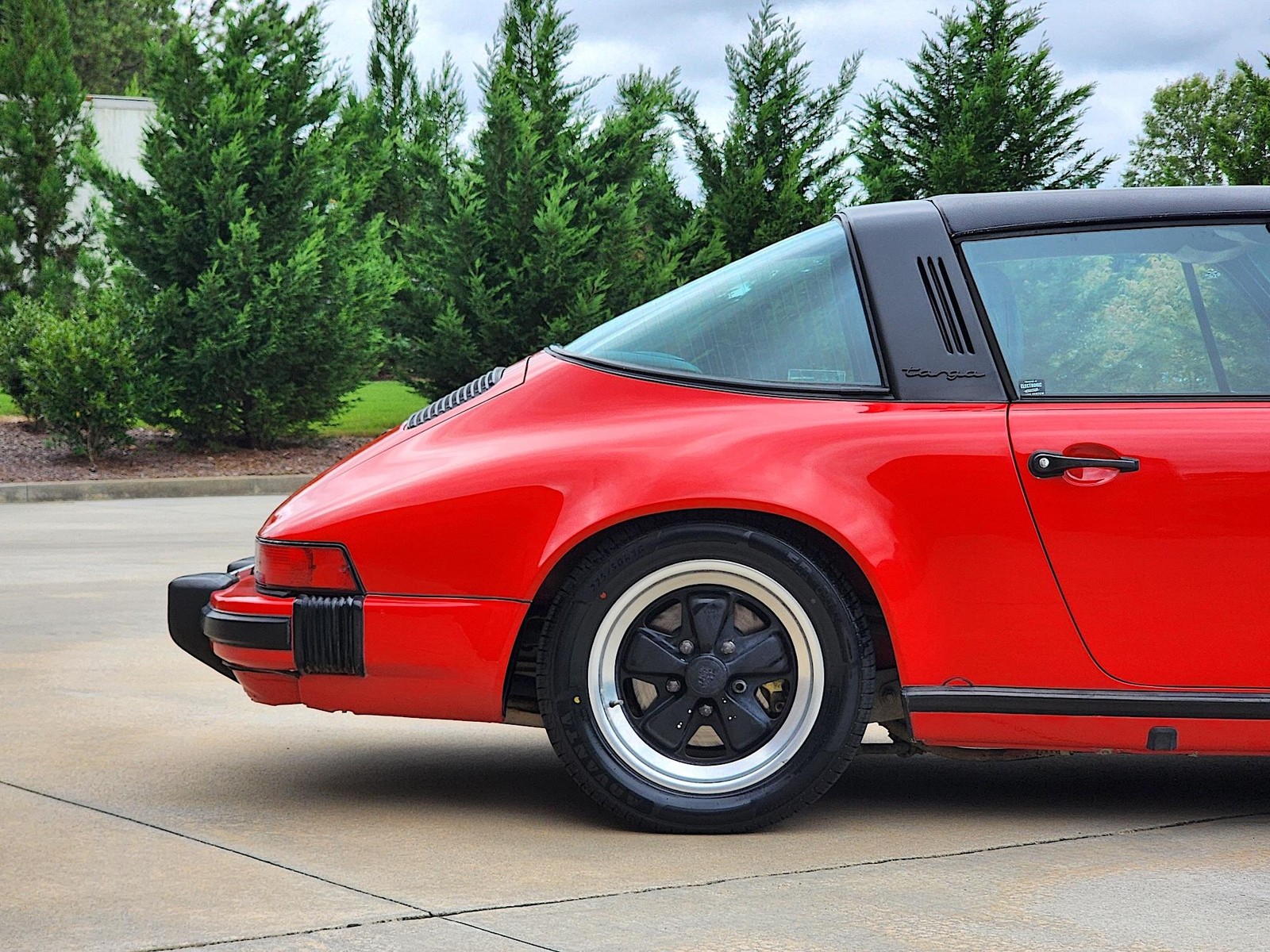 Porsche-911-1986-Targa-18