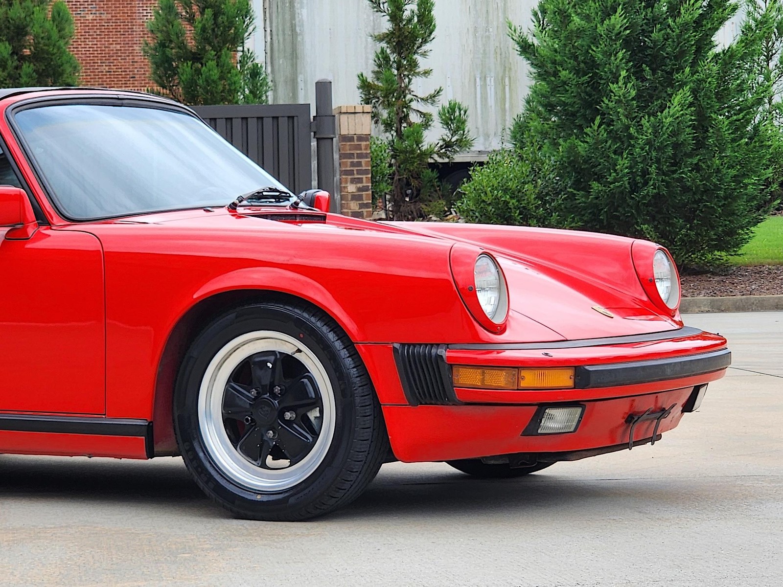 Porsche-911-1986-Targa-21