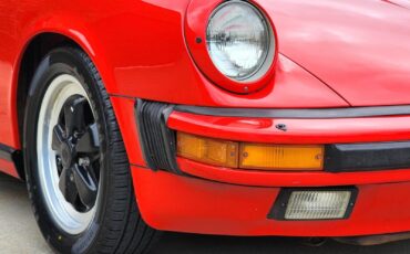 Porsche-911-1986-Targa-26