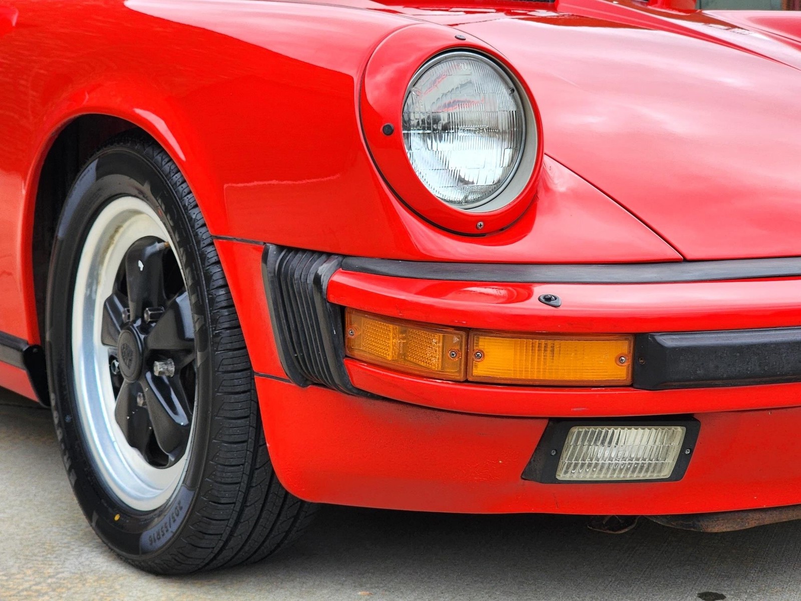 Porsche-911-1986-Targa-26