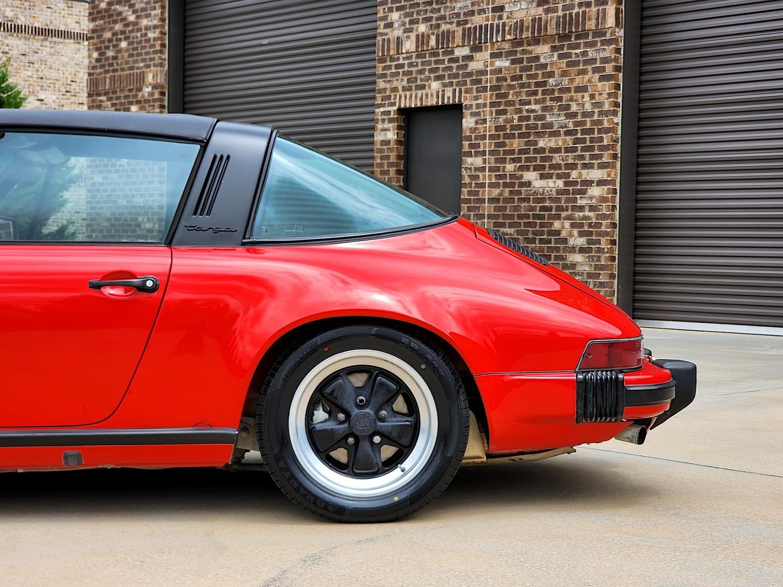 Porsche-911-1986-Targa-9
