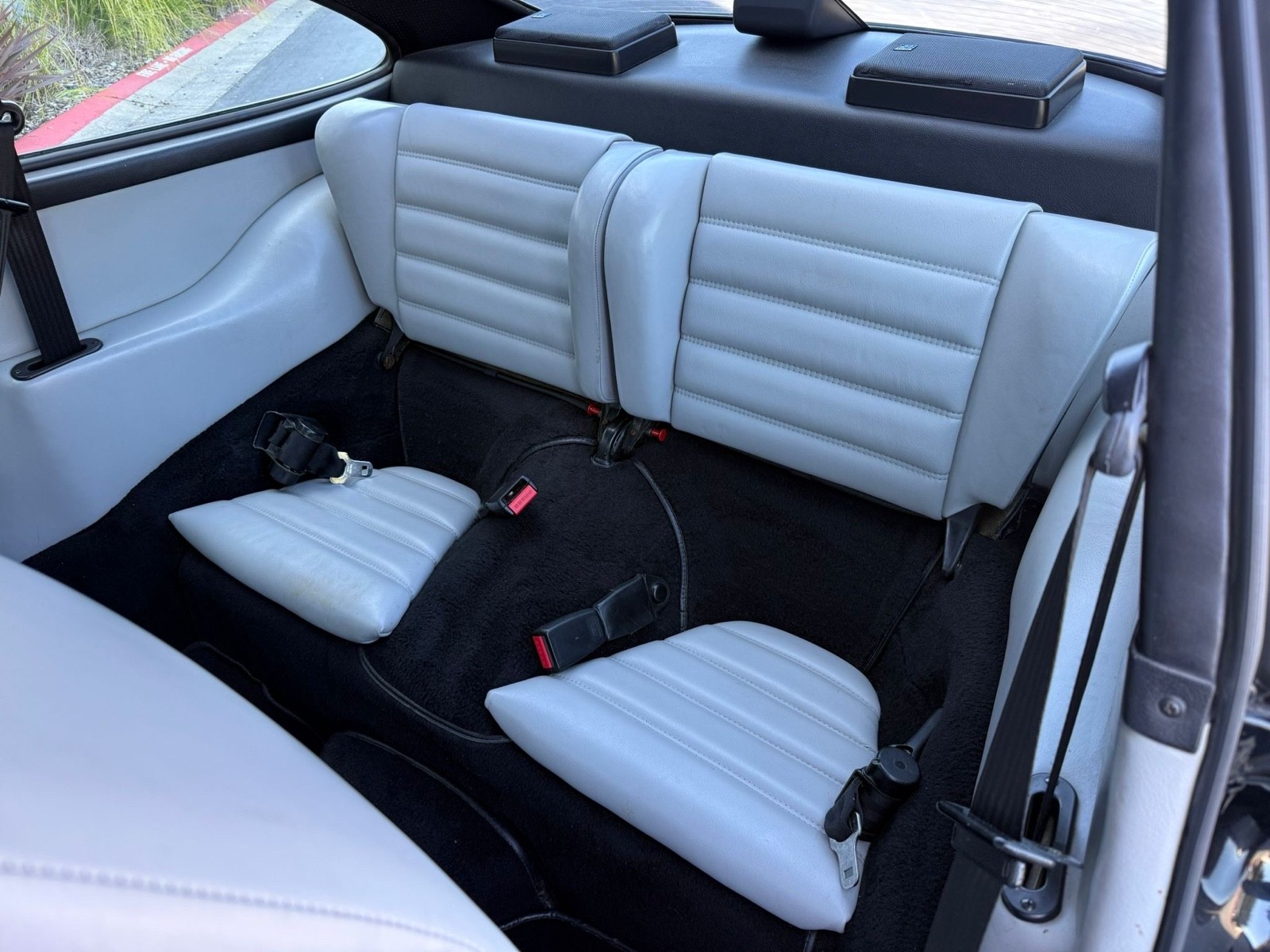 Porsche-911-1987-12