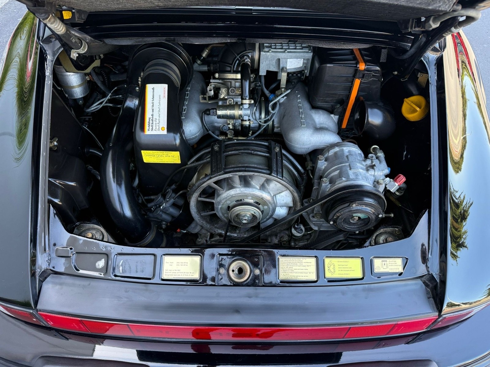 Porsche-911-1987-15