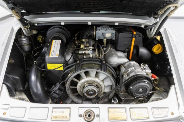 Porsche-911-1987-7
