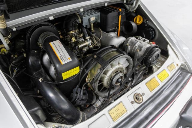 Porsche-911-1987-9