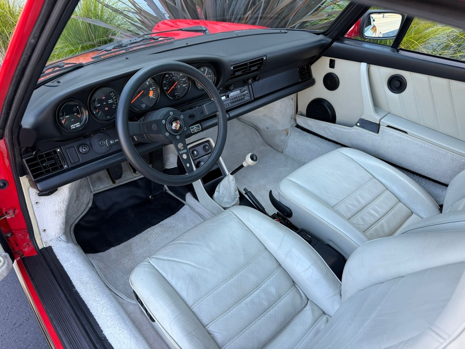 Porsche-911-1988-12
