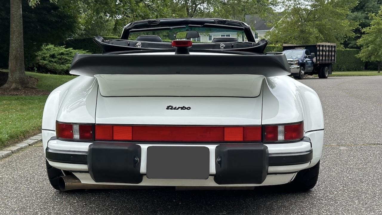 Porsche-911-1988-12