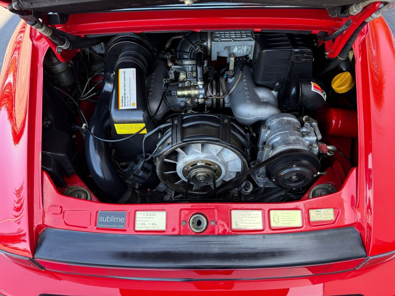 Porsche-911-1988-18