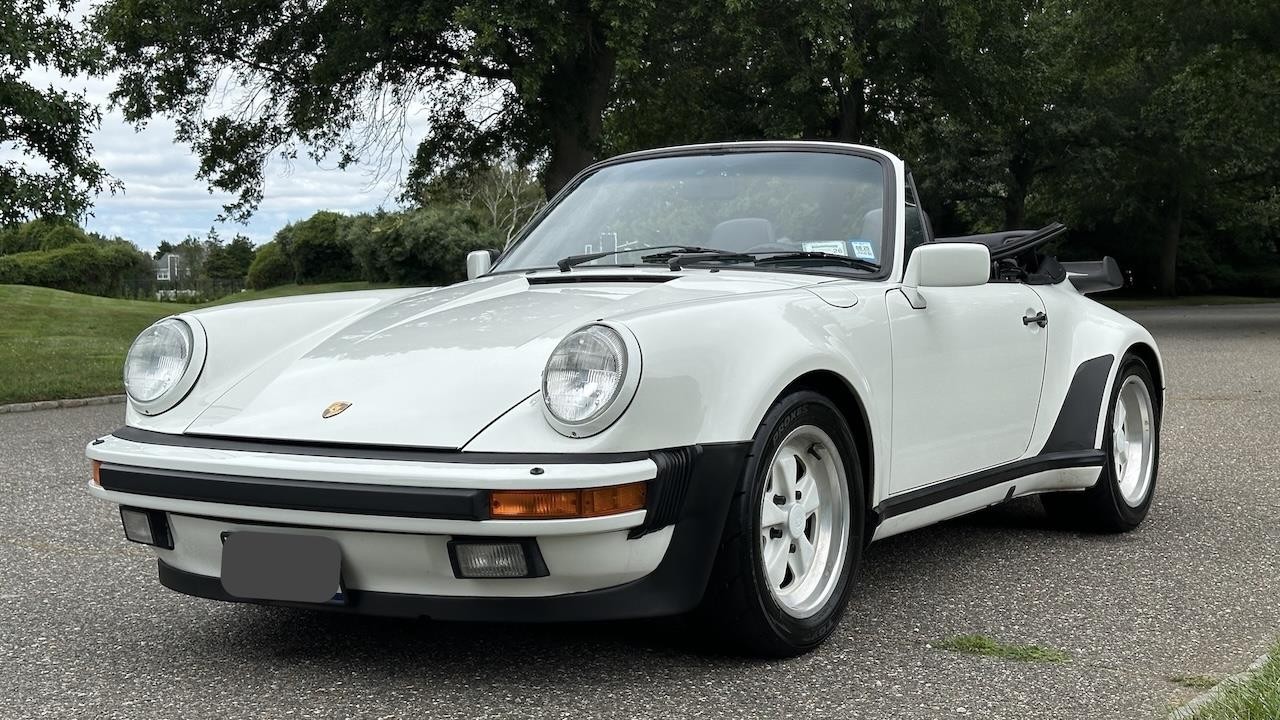 Porsche-911-1988-18