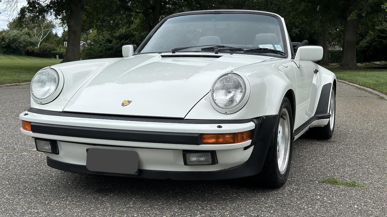 Porsche-911-1988-19