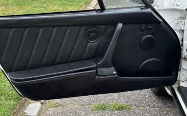 Porsche-911-1988-28
