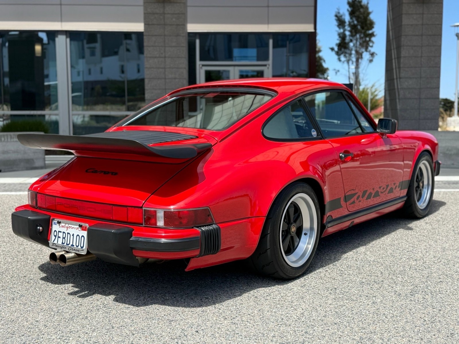 Porsche-911-1988-6