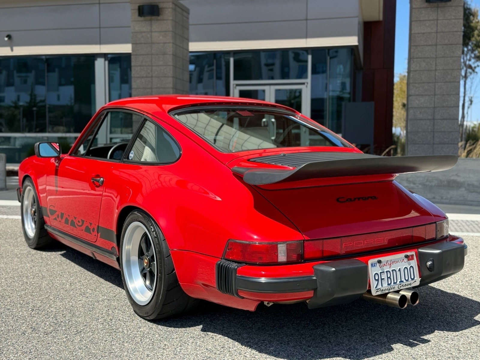 Porsche-911-1988-7