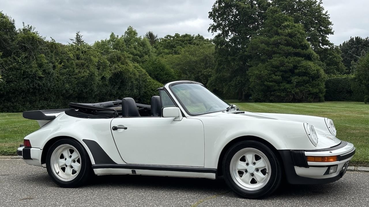 Porsche-911-1988-7