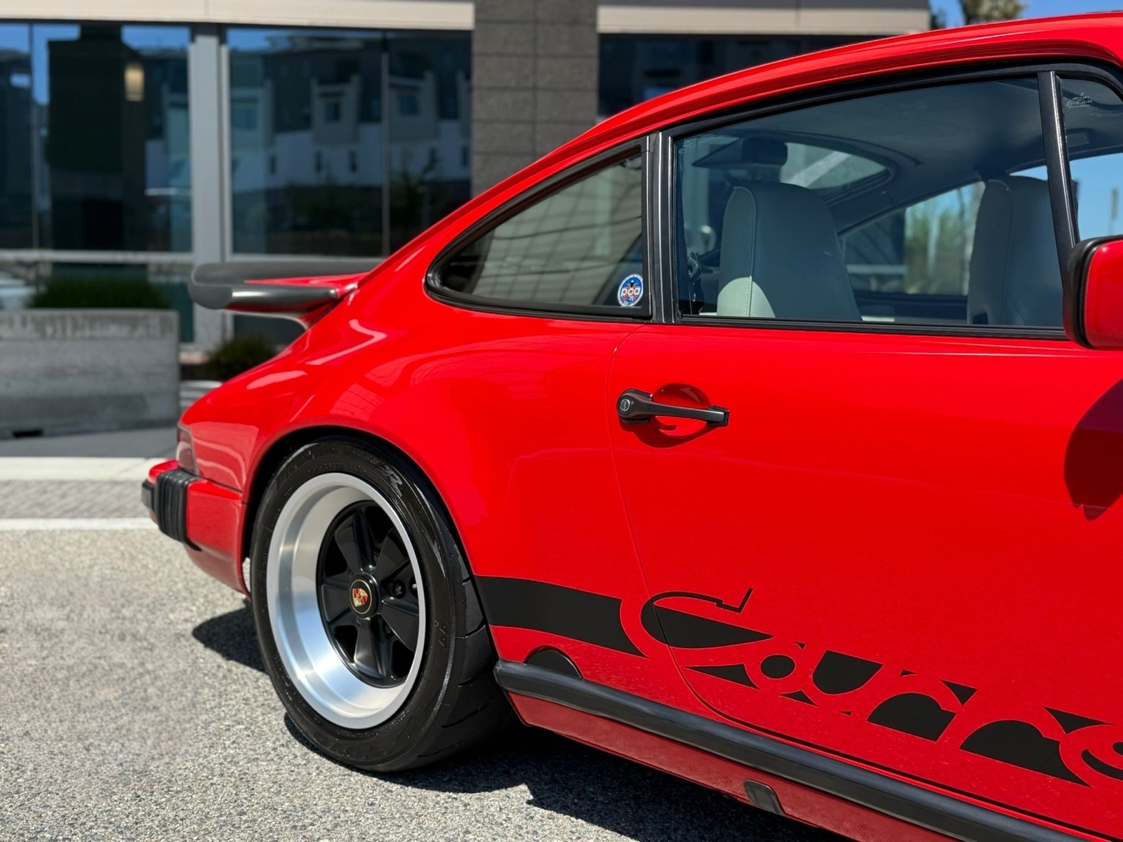 Porsche-911-1988-8