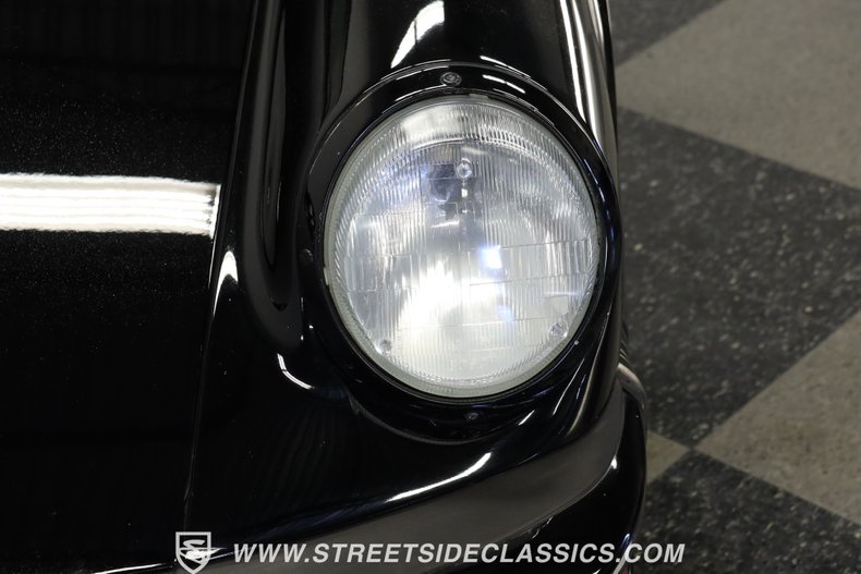 Porsche-911-1988-Black-Saddle-21