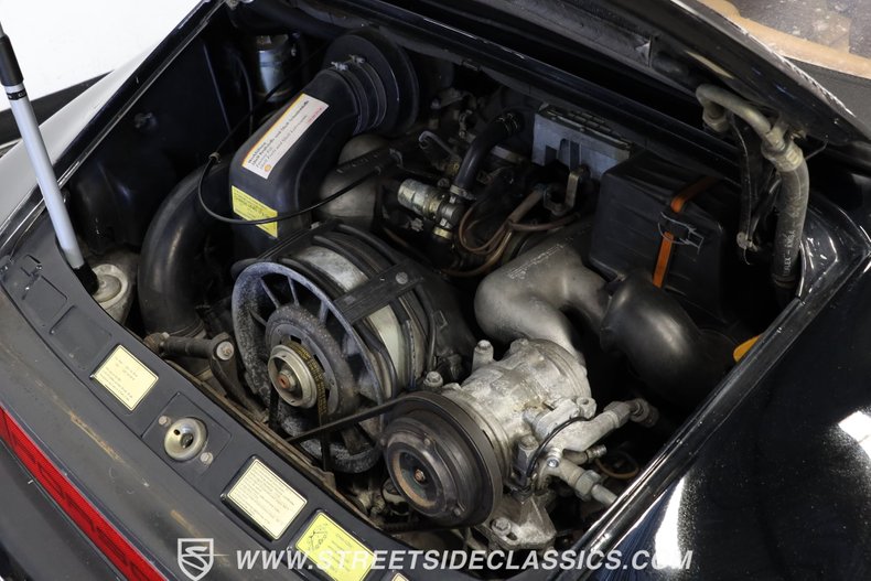 Porsche-911-1988-Black-Saddle-30