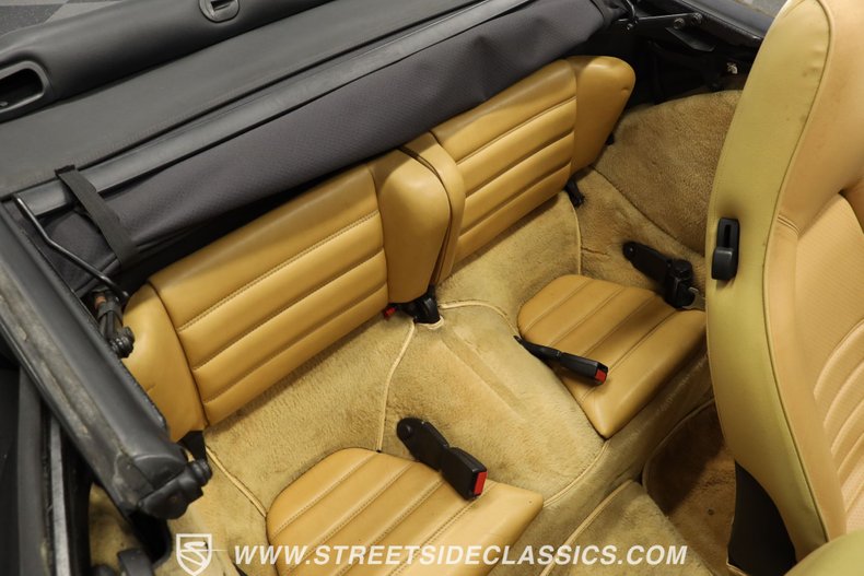 Porsche-911-1988-Black-Saddle-41