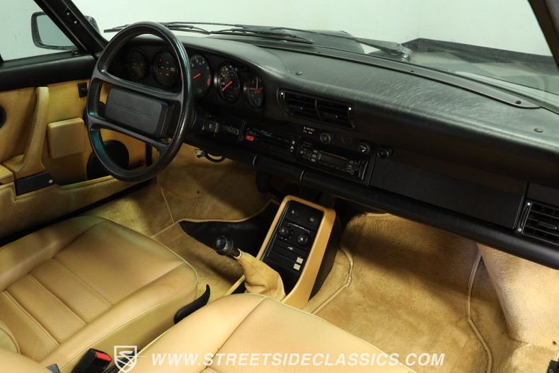 Porsche-911-1988-Black-Saddle-44