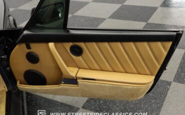 Porsche-911-1988-Black-Saddle-46