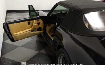 Porsche-911-1988-Black-Saddle-49