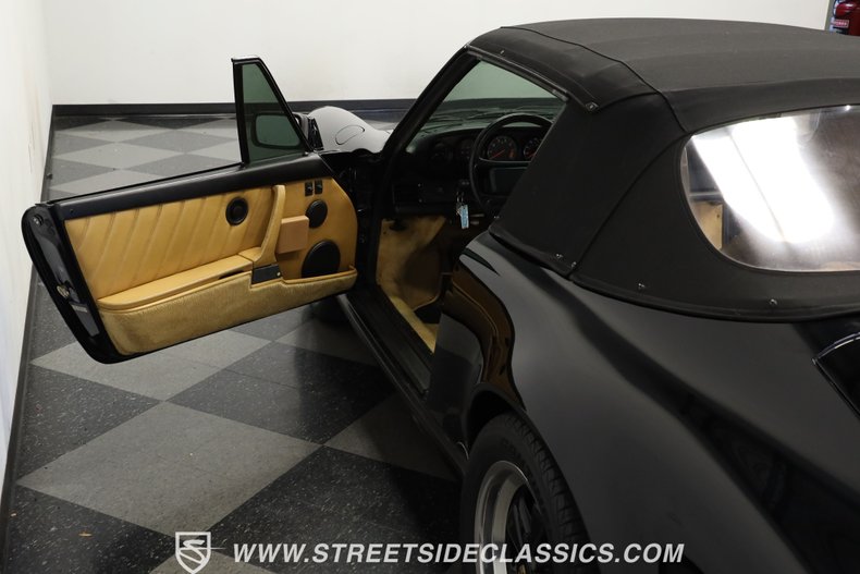 Porsche-911-1988-Black-Saddle-49
