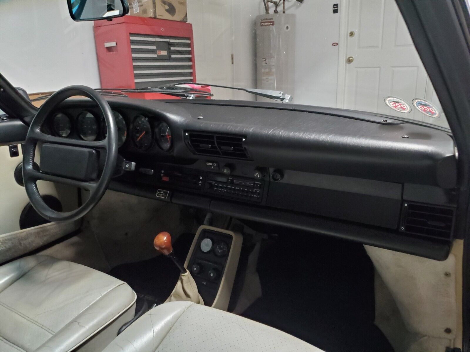 Porsche-911-1988-Convertible-19