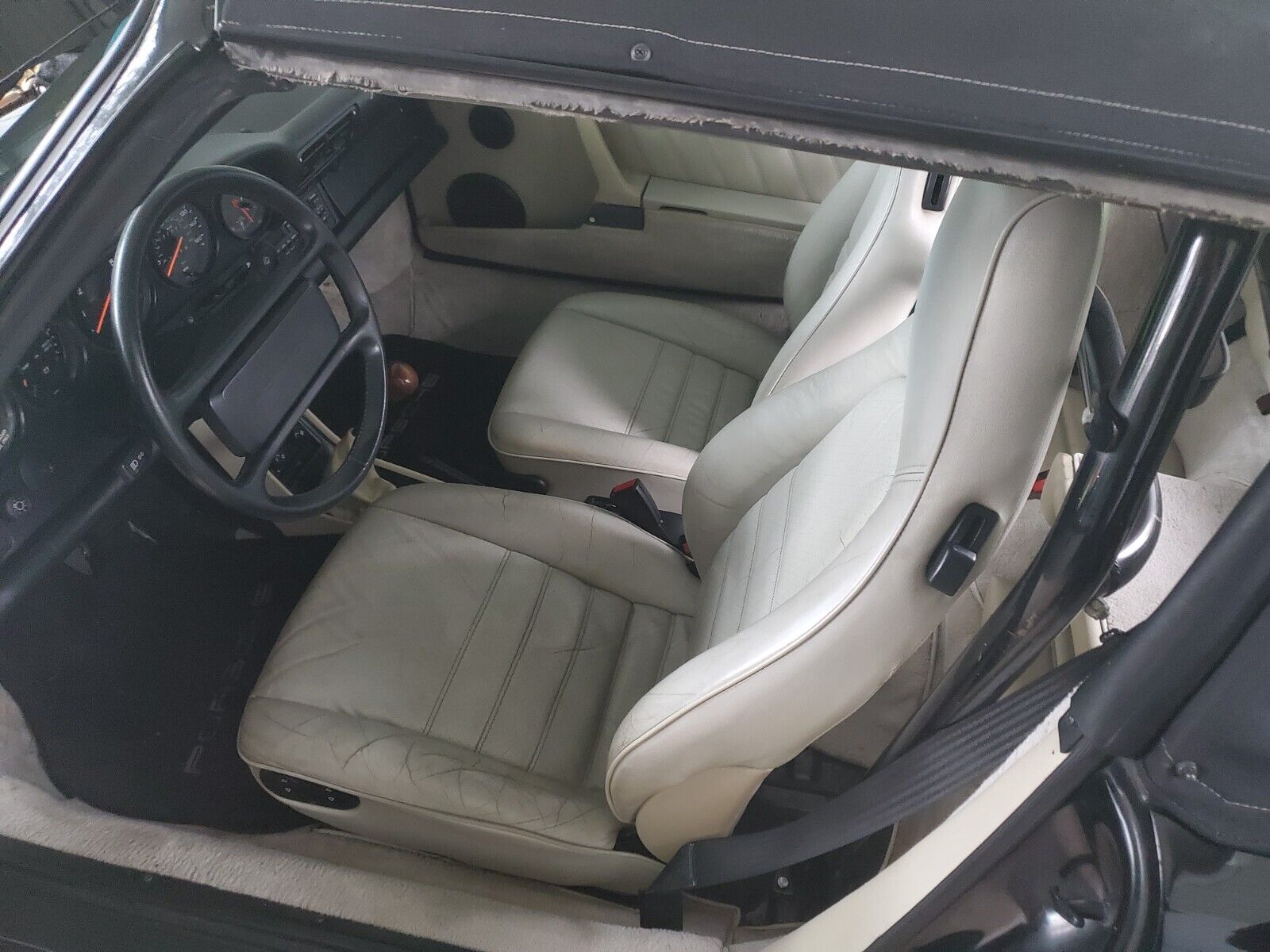 Porsche-911-1988-Convertible-23