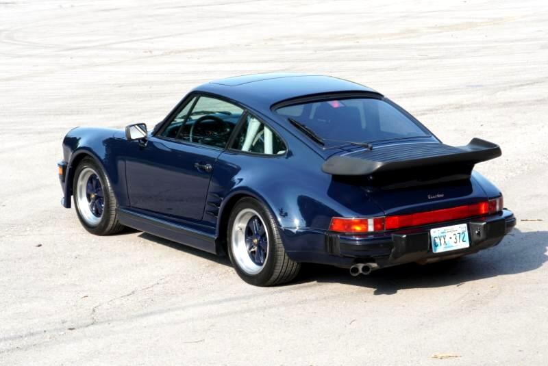 Porsche-911-1988-Coupe-10