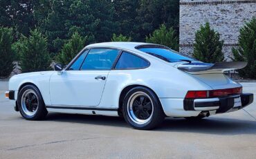 Porsche-911-1988-Coupe-12