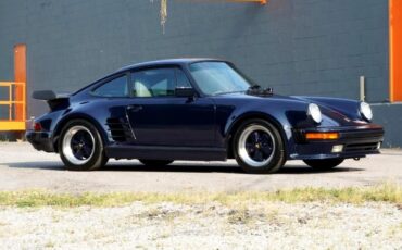 Porsche-911-1988-Coupe-16