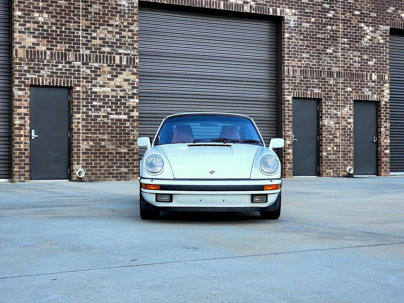 Porsche-911-1988-Coupe-2