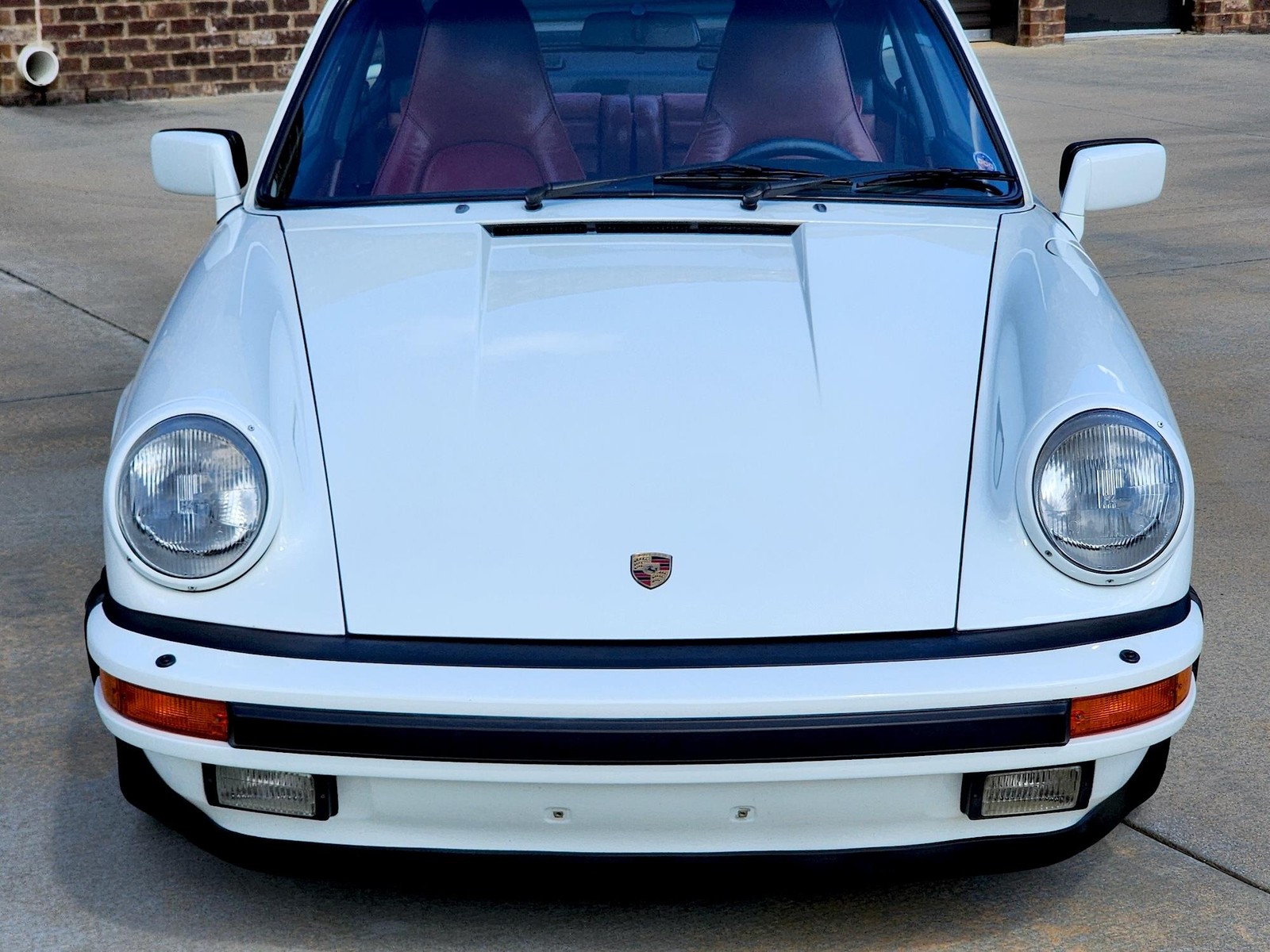 Porsche-911-1988-Coupe-23