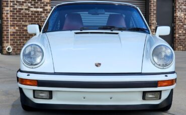 Porsche-911-1988-Coupe-24