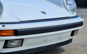 Porsche-911-1988-Coupe-26