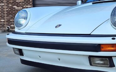 Porsche-911-1988-Coupe-27