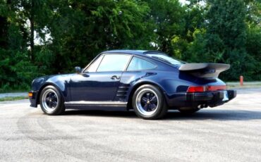 Porsche-911-1988-Coupe-34