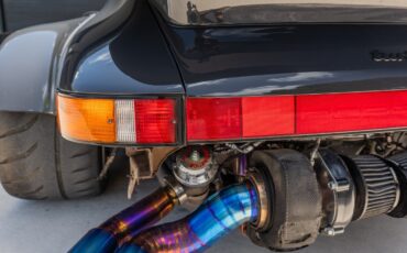 Porsche-911-1988-Coupe-38