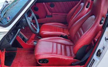 Porsche-911-1988-Coupe-38