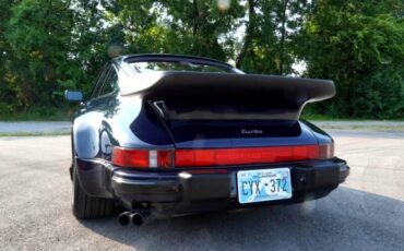 Porsche-911-1988-Coupe-38