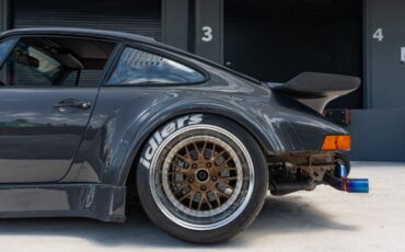 Porsche-911-1988-Coupe-4