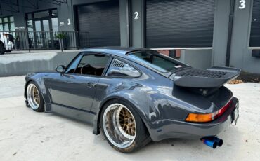 Porsche-911-1988-Coupe-5