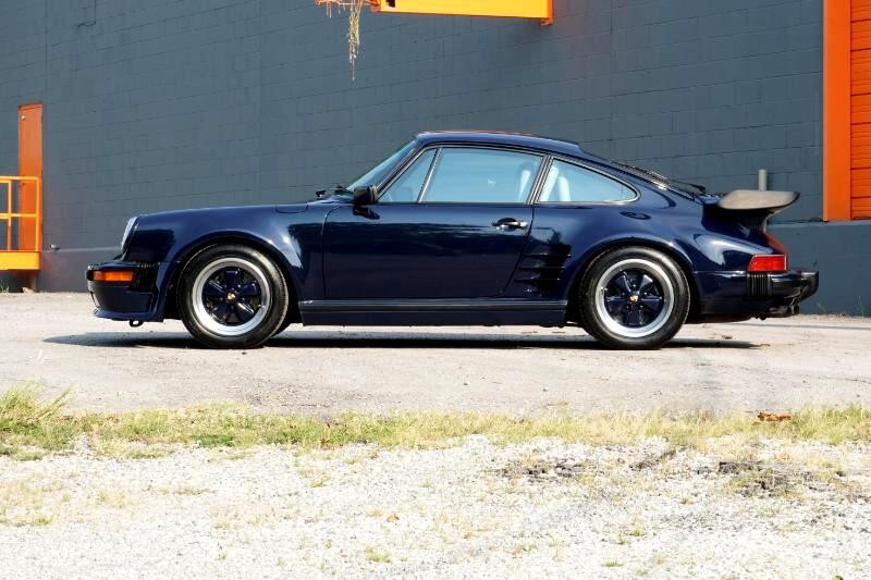 Porsche-911-1988-Coupe-5