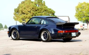 Porsche-911-1988-Coupe-6