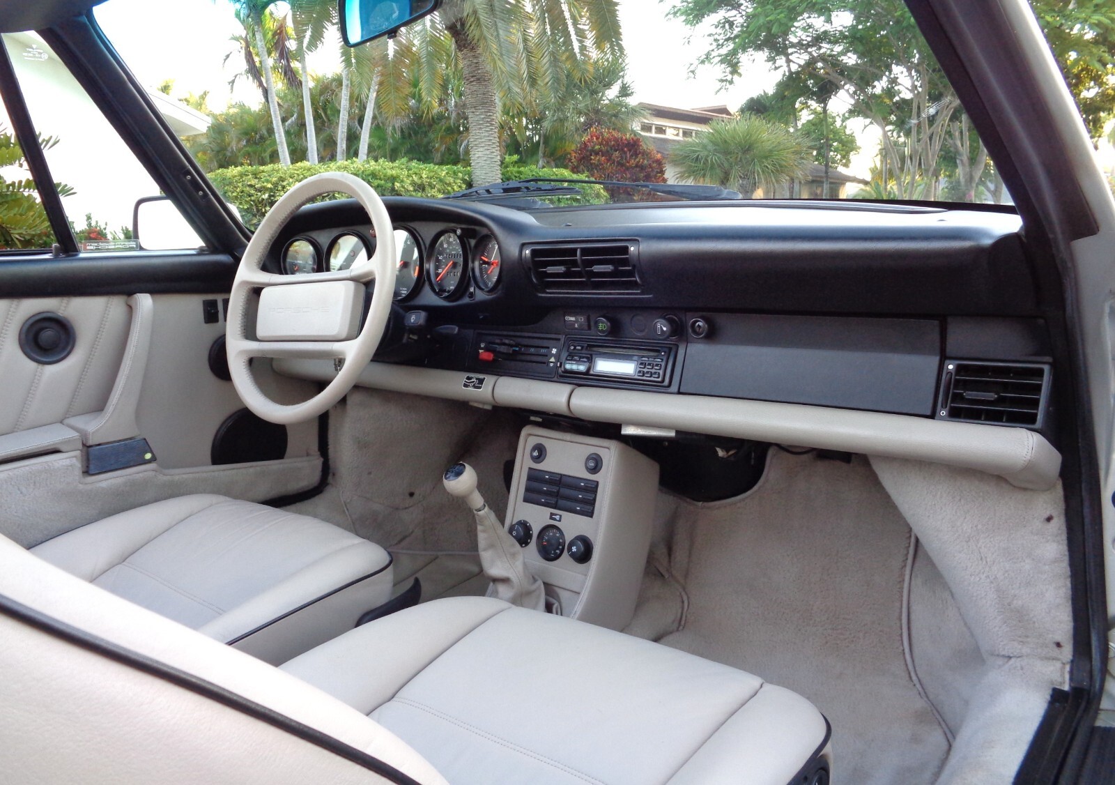 Porsche-911-1989-Convertible-17