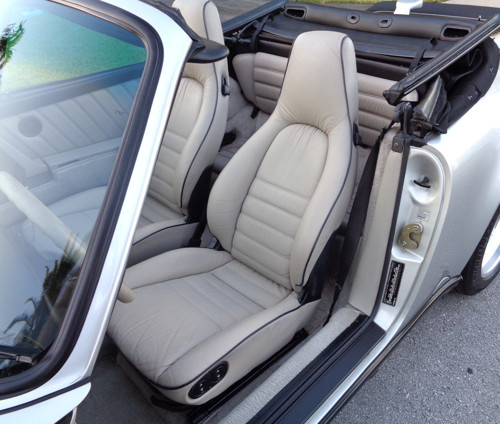 Porsche-911-1989-Convertible-20