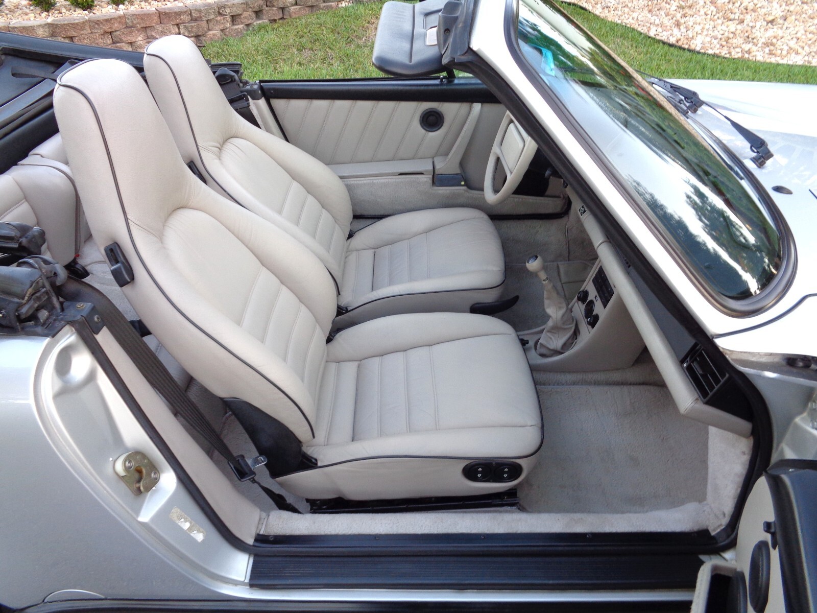 Porsche-911-1989-Convertible-21