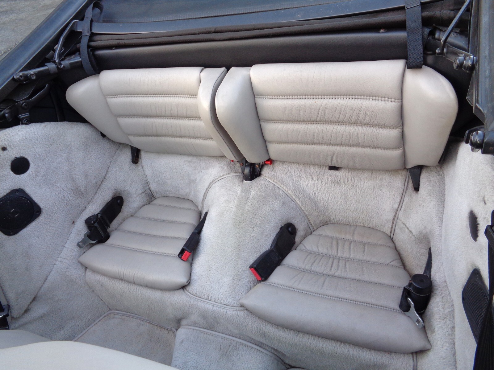 Porsche-911-1989-Convertible-24