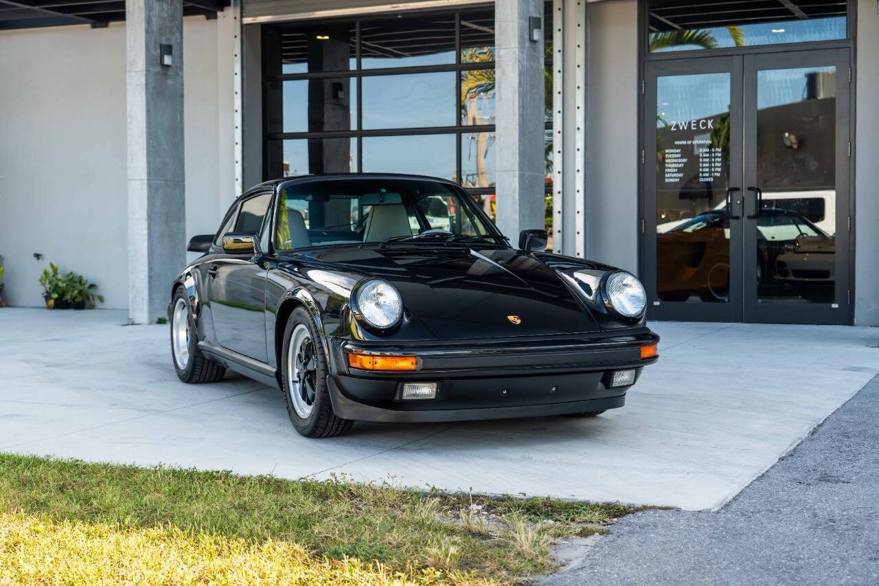 Porsche-911-1989-Coupe-4